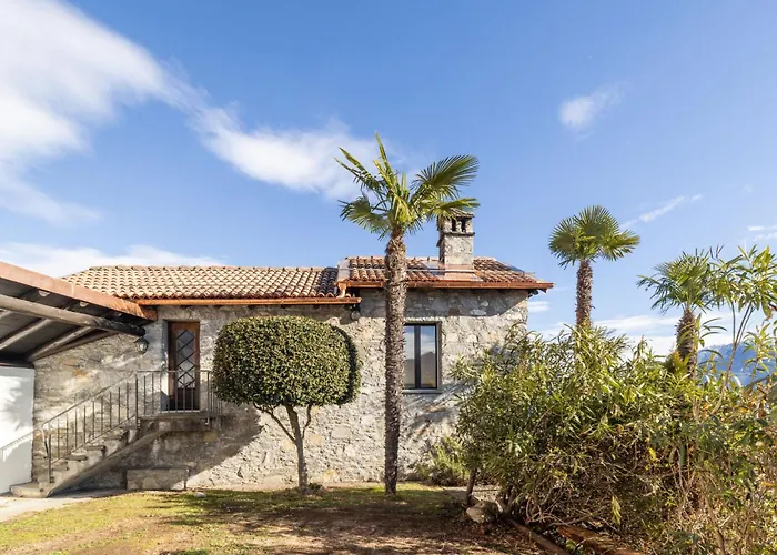 בית נופש Palm By Interhome